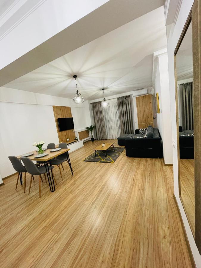 Royal Moonlight Apartment مامايا المظهر الخارجي الصورة