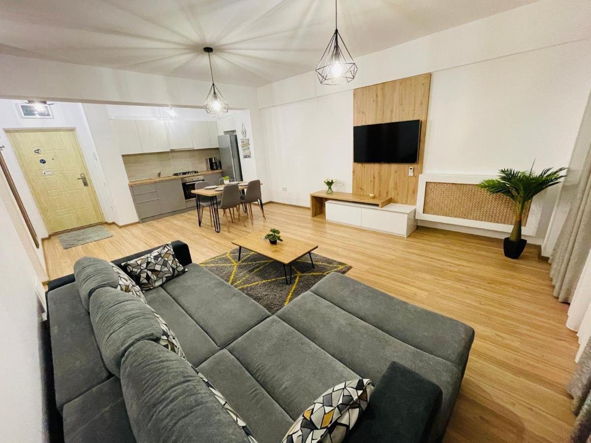 Royal Moonlight Apartment مامايا المظهر الخارجي الصورة