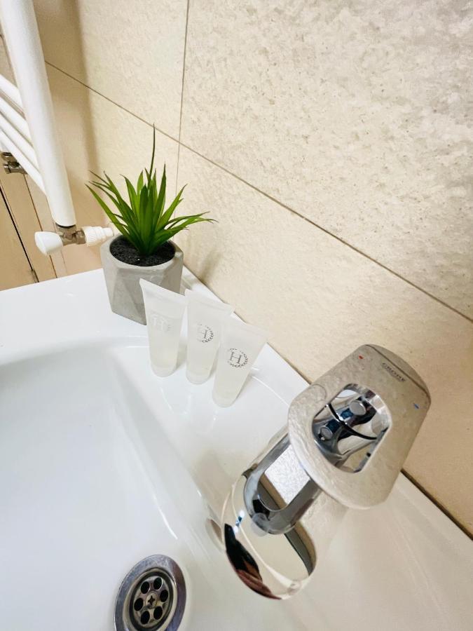 Royal Moonlight Apartment مامايا المظهر الخارجي الصورة