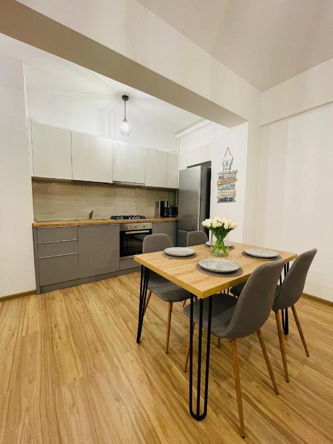 Royal Moonlight Apartment مامايا المظهر الخارجي الصورة